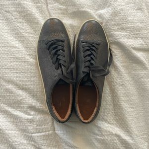 NWOB FRYE SNEAKERS gray metallic size 11